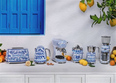 A Stylish Fusion in Blu Mediterraneo: Dolce&Gabbana and Smeg .